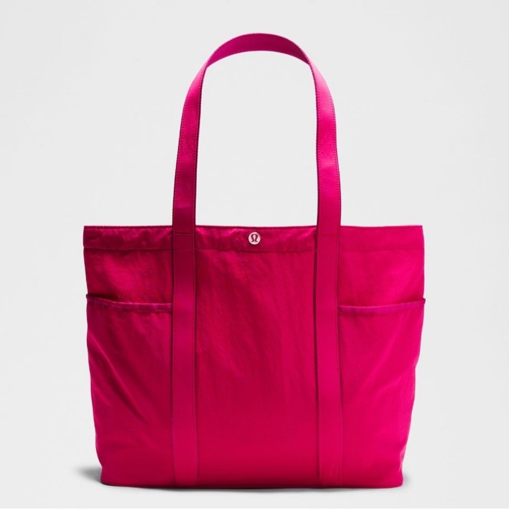 Lululemon Daily Multi-Pocket Tote Bag 20L